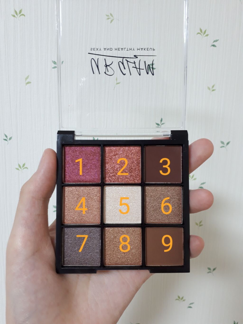 UR GLAM BLOOMING EYE COLOR PALETTE/U R GLAM/アイシャドウパレットを使ったクチコミ(2枚目)