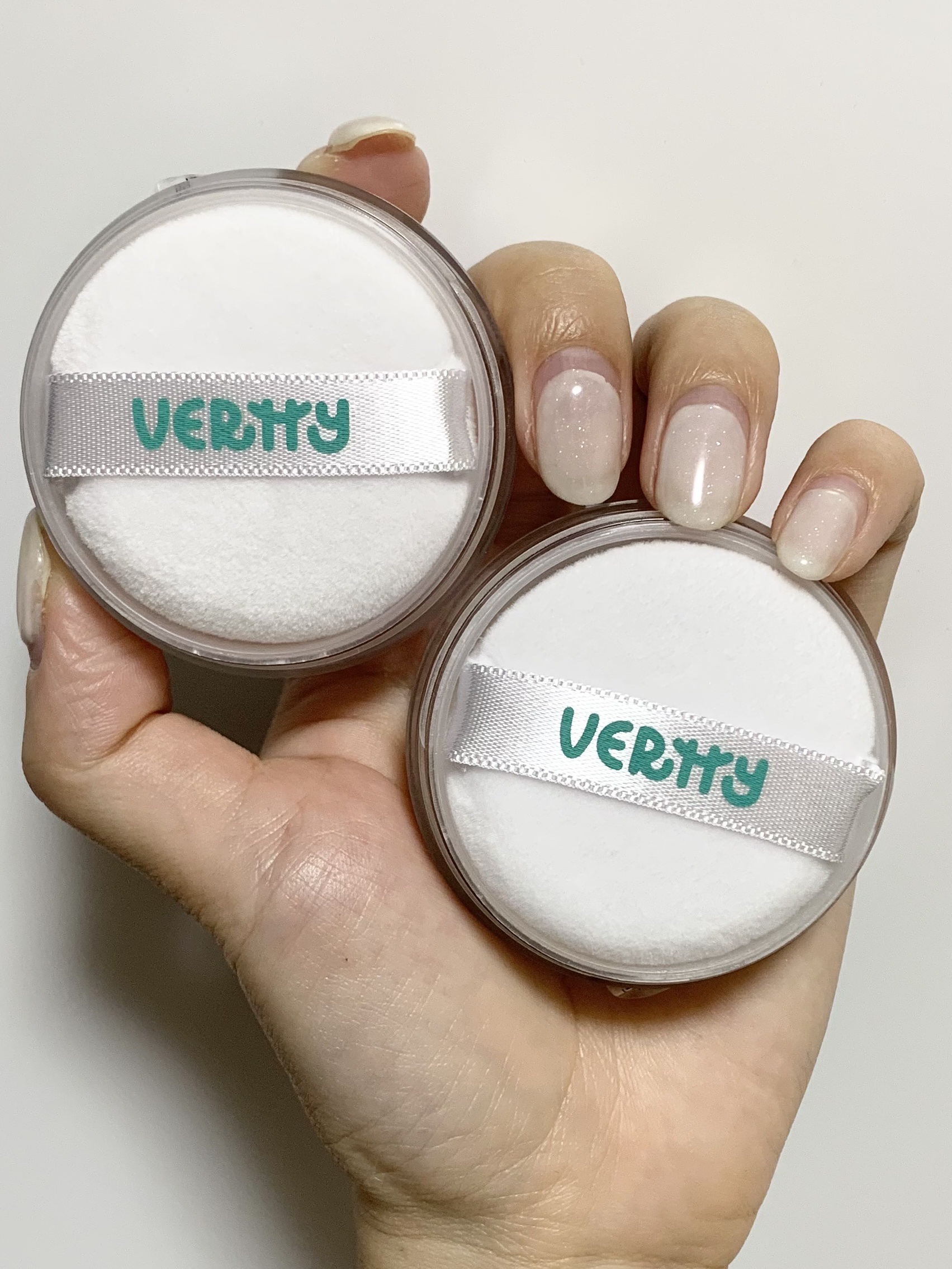 モイスチャーピンクブラーパウダー/Vertty/ルースパウダーを使ったクチコミ（2枚目）