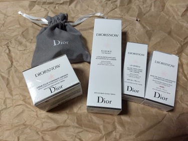 スノー メイクアップ ベース UV35 SPF35／PA+++/Dior/化粧下地を使ったクチコミ（1枚目）