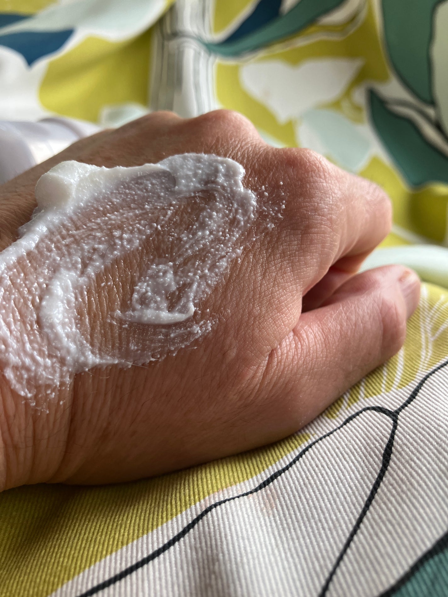 フェイススクラブ /HAP+R/スクラブ・ゴマージュを使ったクチコミ(4枚目)