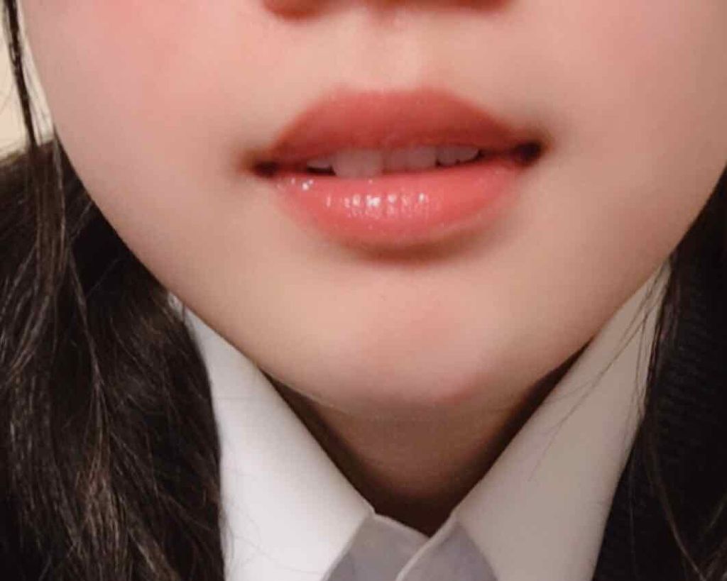 モイストエッセンスルージュ/media/口紅を使ったクチコミ（2枚目）