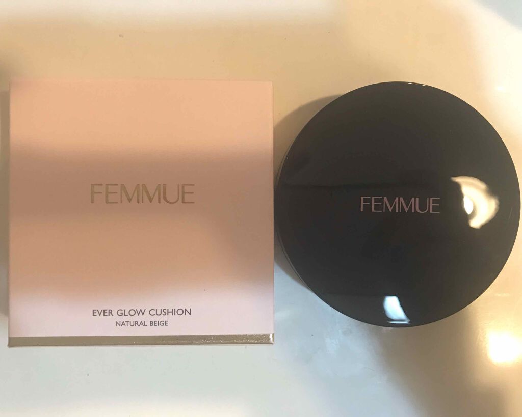 エバーグロウクッション SPF23 PA++/FEMMUE/クッションファンデーションを使ったクチコミ(1枚目)
