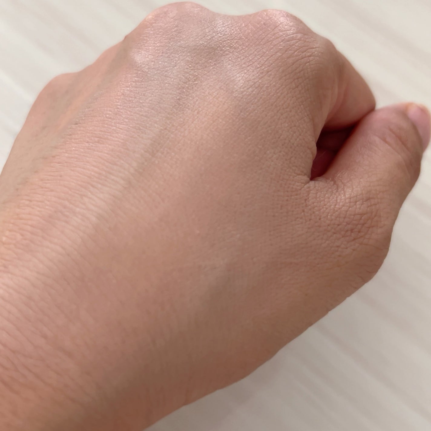 UHDファンデーション342(ピンクベージュ)/COSCOS/リキッドファンデーションを使ったクチコミ(4枚目)