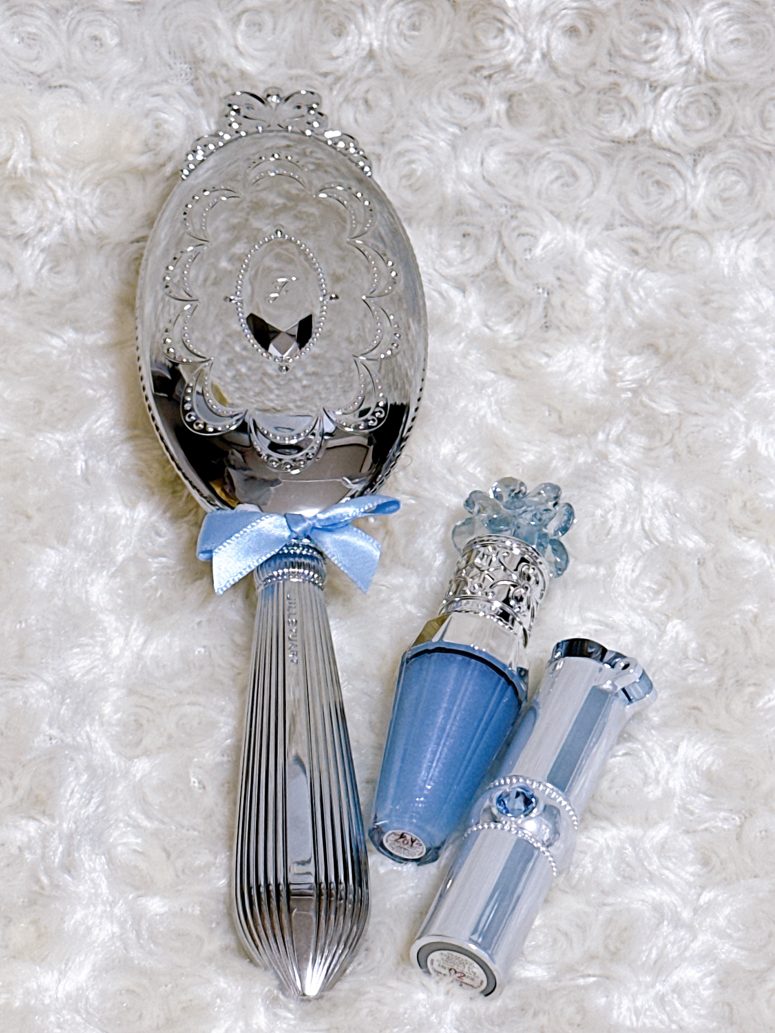 ジルスチュアート クリスタルブルーム サムシングピュアブルー