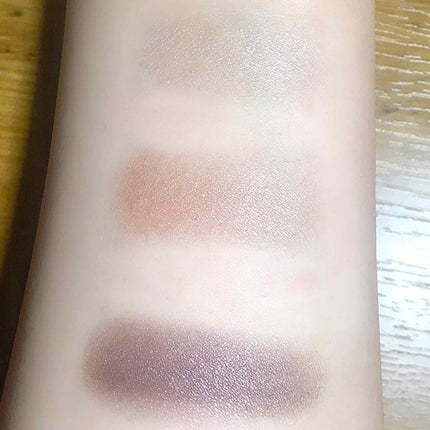 トーンアップアイシャドウ/CEZANNE/アイシャドウパレットを使ったクチコミ(2枚目)