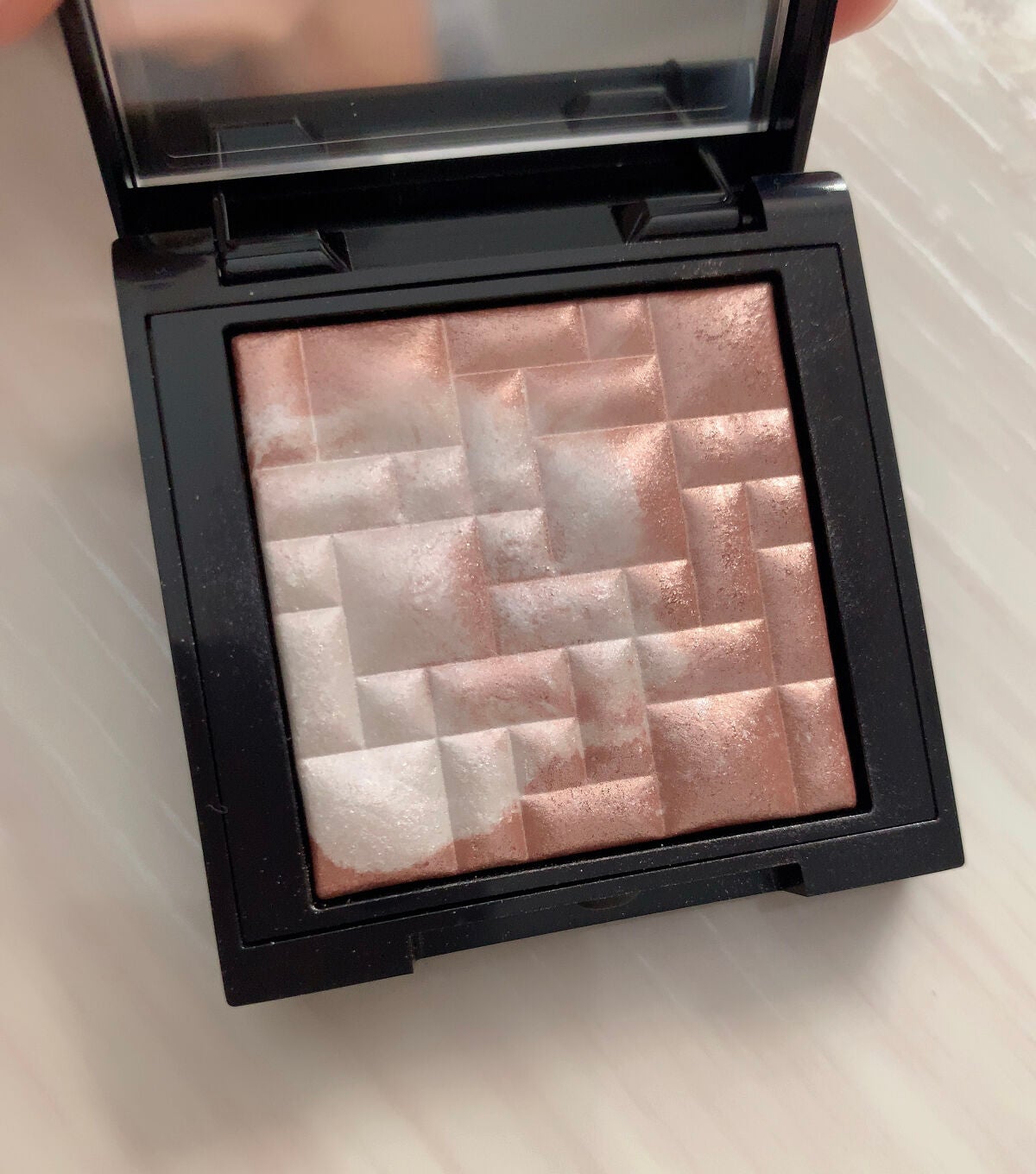 ハイライティング パウダー/BOBBI BROWN/パウダーハイライトを使ったクチコミ(3枚目)