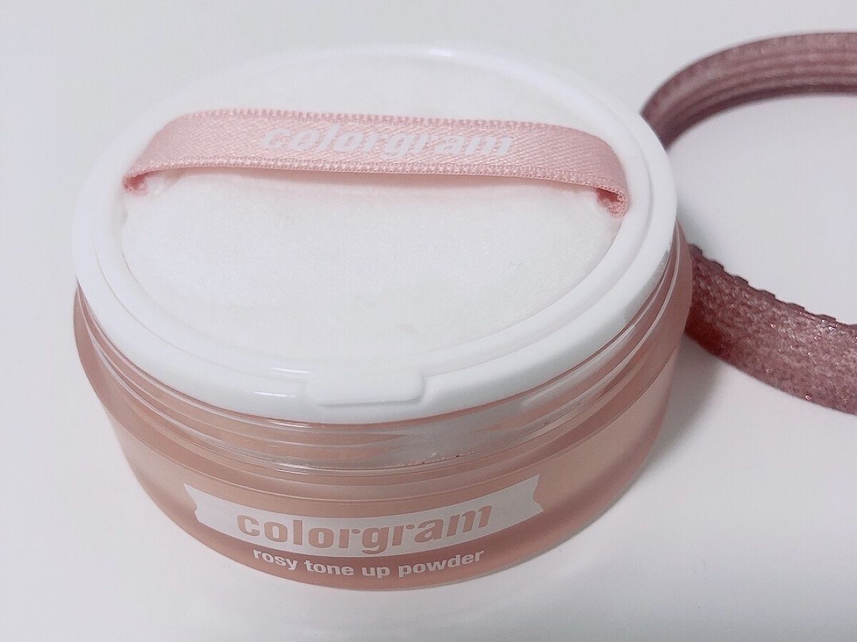 ロージートーンアップパウダー/Colorgram/ルースパウダーを使ったクチコミ（2枚目）