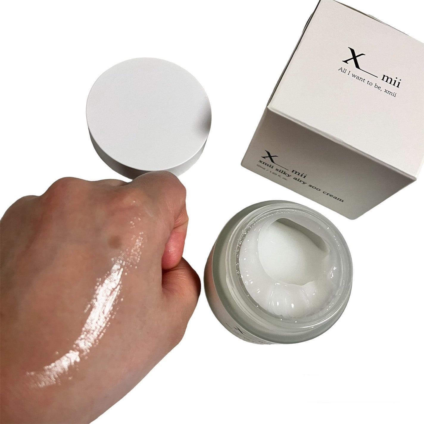 シルキーエアリーSooクリーム/xmii/フェイスクリームを使ったクチコミ(3枚目)