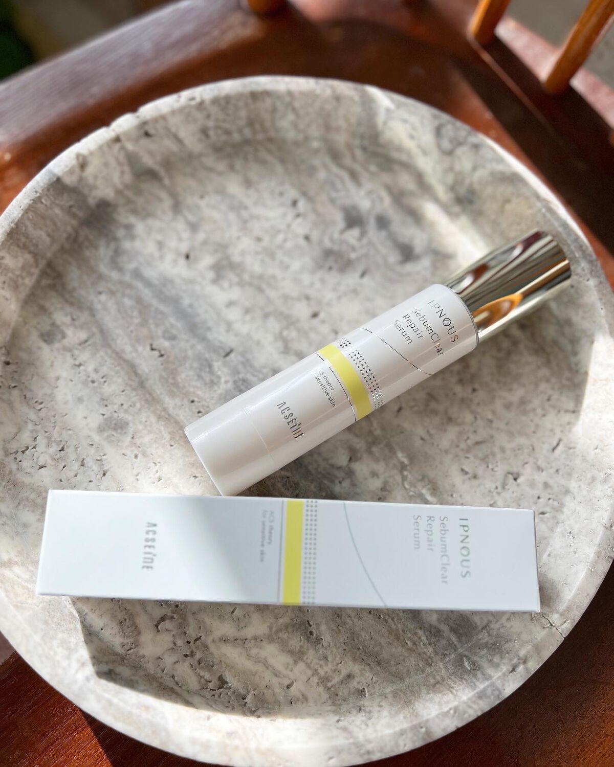 Miwa Kamise on LIPS 「2023年夏スキンケア:リペアセラム🌻🕶️⛱️🧴これ1本使いき..」(2枚目)