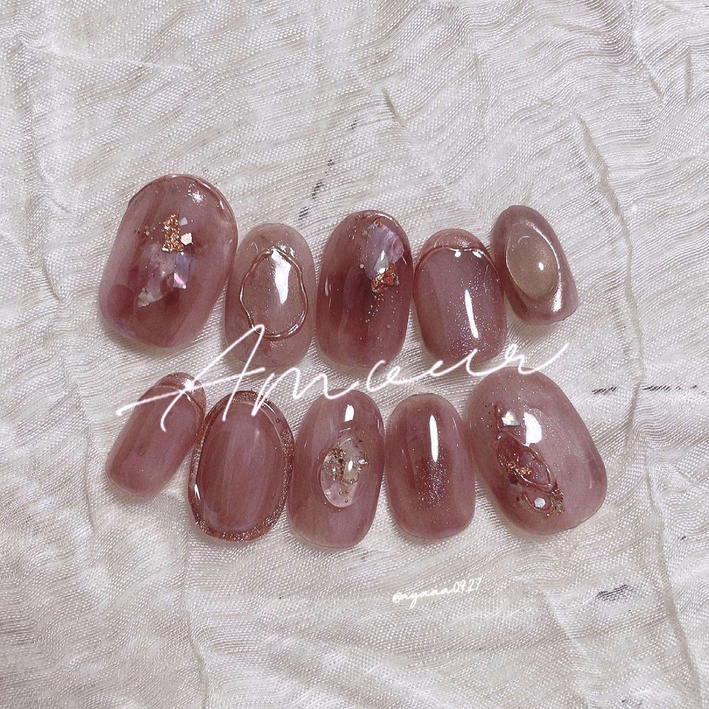 #くすみピンクネイルのネイルデザイン