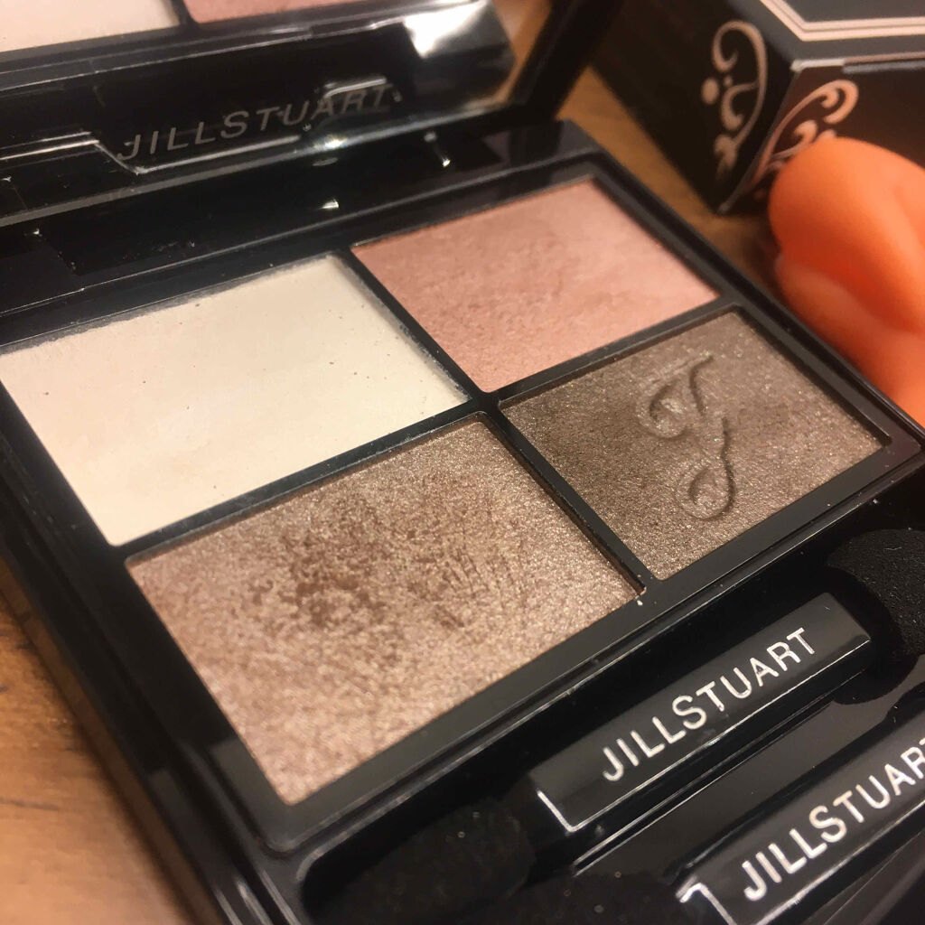モデリングルーセント アイズ 04 rose romance/JILL STUART/アイシャドウパレットを使ったクチコミ（2枚目）