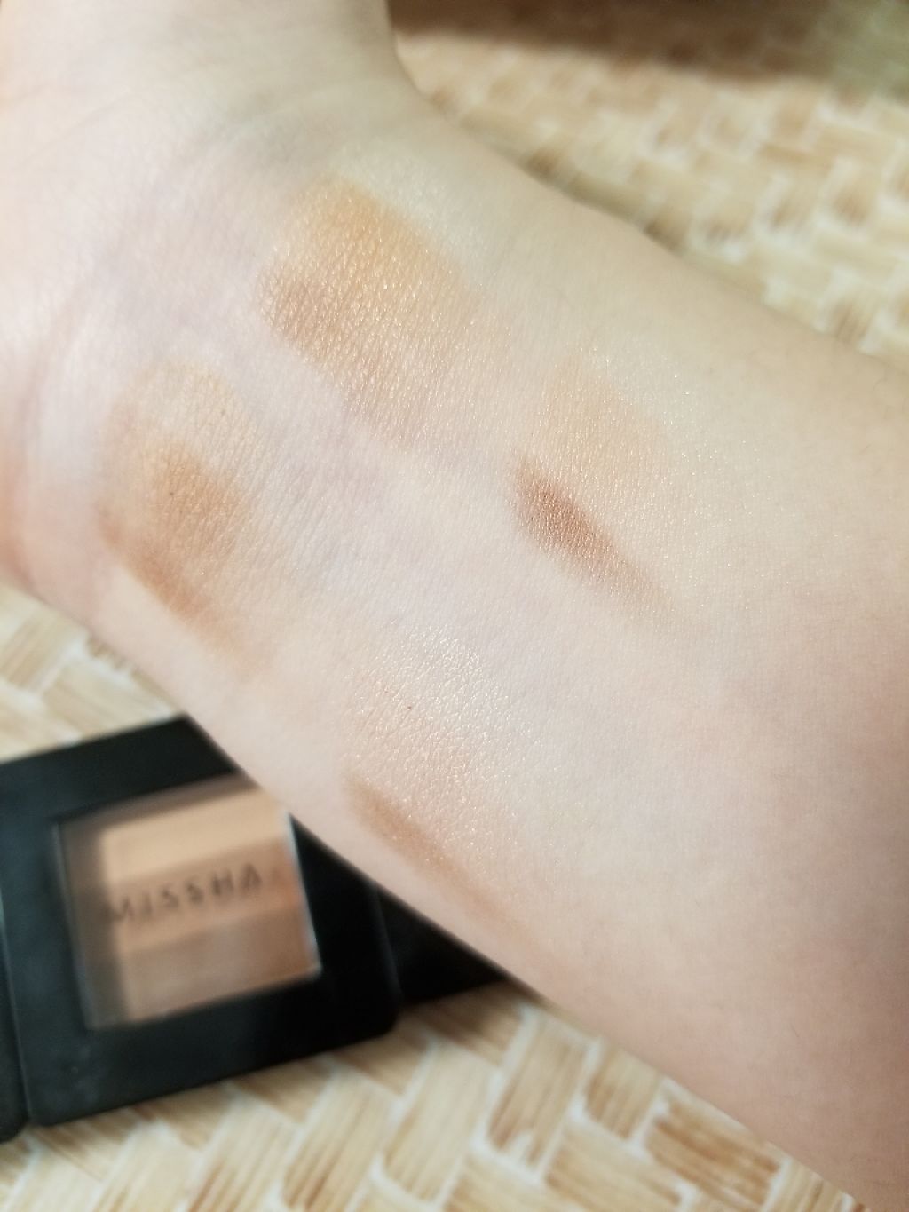 トリプルシャドウ/MISSHA/アイシャドウパレットを使ったクチコミ（2枚目）
