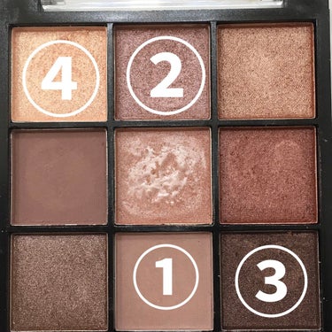 UR GLAM　BLOOMING EYE COLOR PALETTE/U R GLAM/パウダーアイシャドウを使ったクチコミ（2枚目）