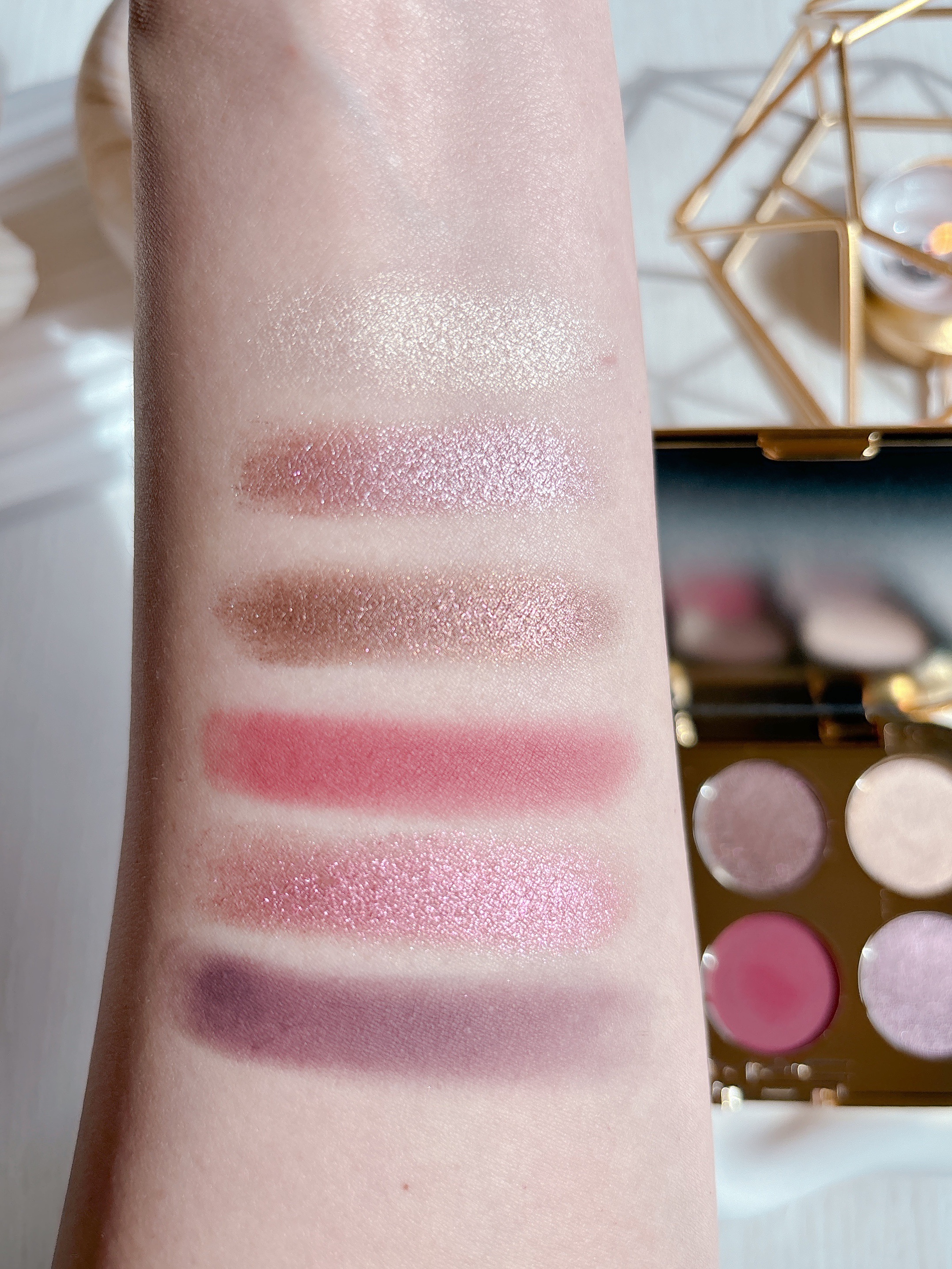 トレジャー アイシャドウ パレット ×6/M・A・C/アイシャドウパレットを使ったクチコミ（3枚目）