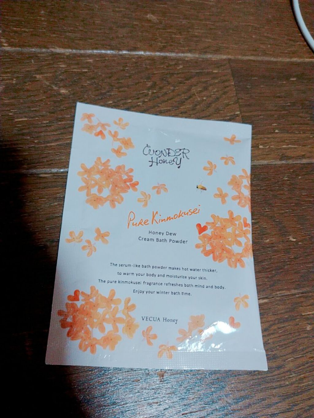 ワンダーハニー　とろとろふんわりクリームバス ピュアキンモクセイ/VECUA Honey/炭酸系入浴剤を使ったクチコミ（1枚目）
