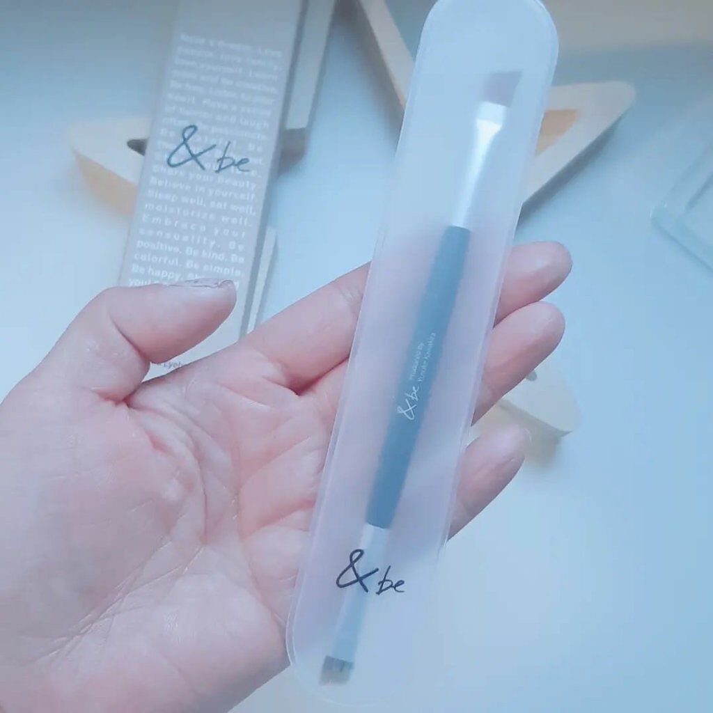 ダブルエンドアイブロウブラシ熊野筆/&be/メイクブラシを使ったクチコミ(6枚目)