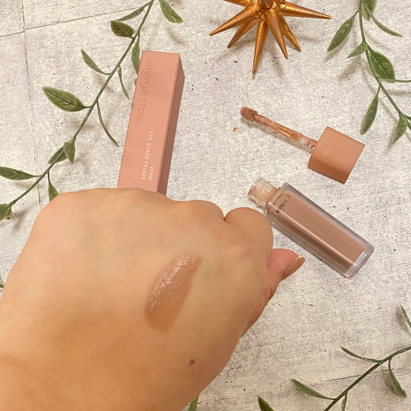 ウインク アイ シェード プライマー/Javin De Seoul/リキッドアイシャドウを使ったクチコミ（3枚目）