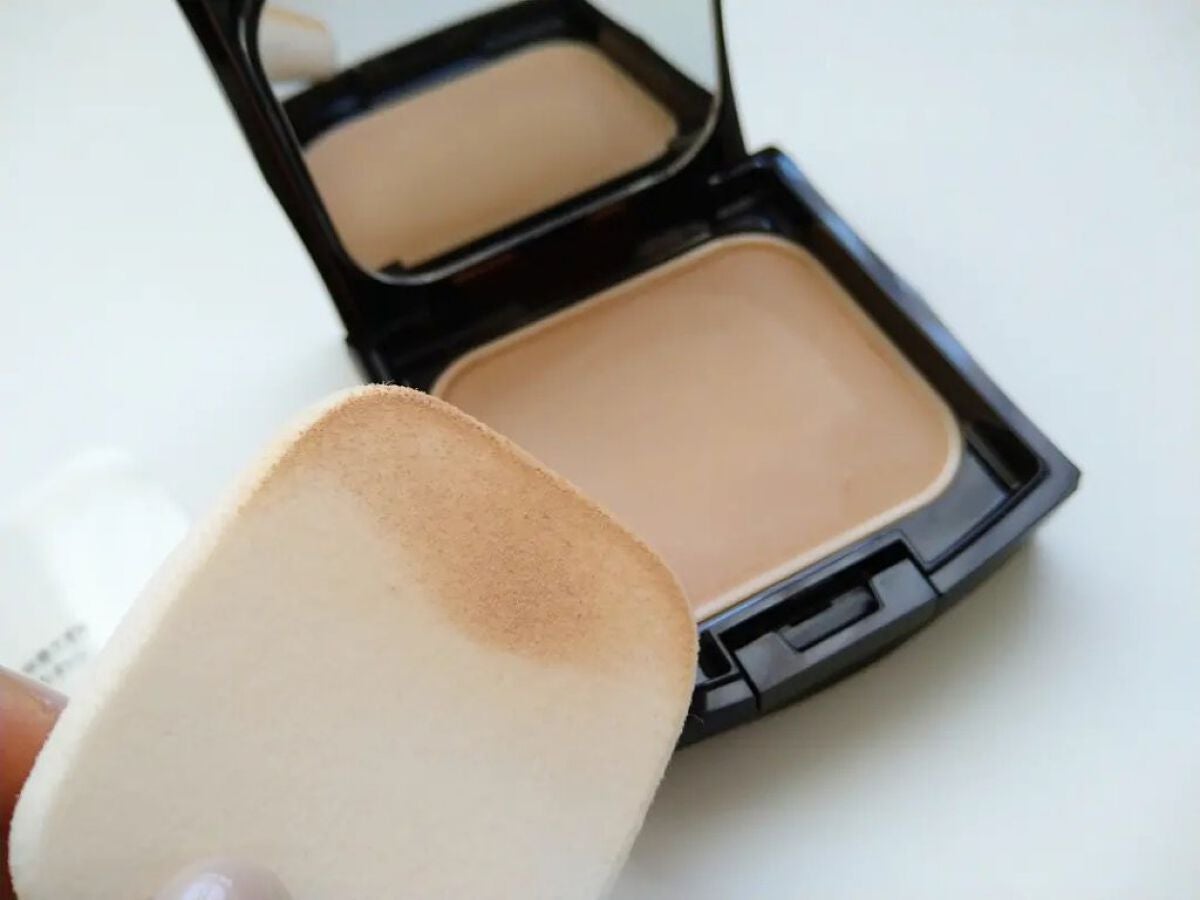 イルミネーティング パウダーファンデーション/est/パウダーファンデーションを使ったクチコミ(5枚目)