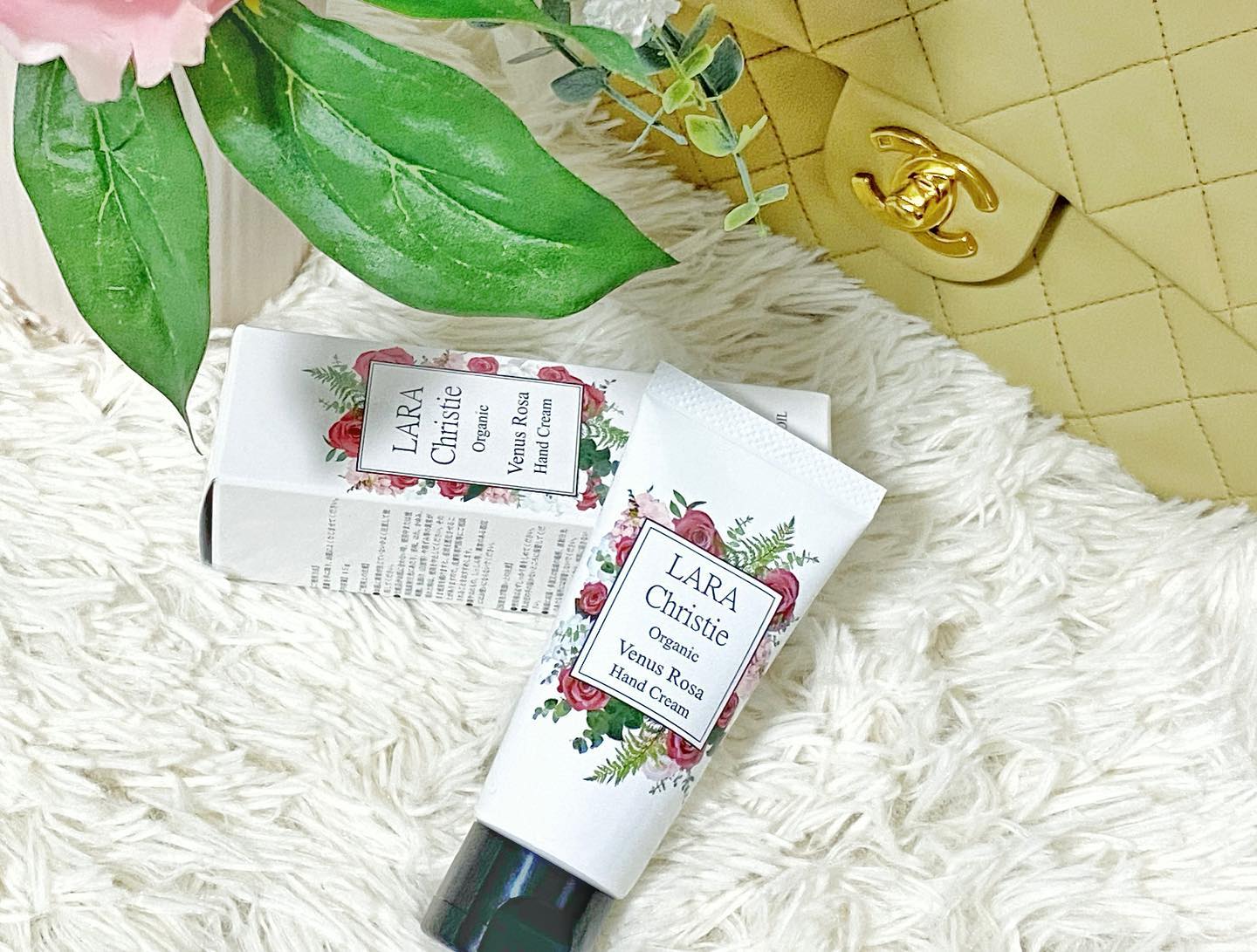 ハンドクリーム ヴィーナスローザ/LARA Christie/ハンドクリームを使ったクチコミ（2枚目）