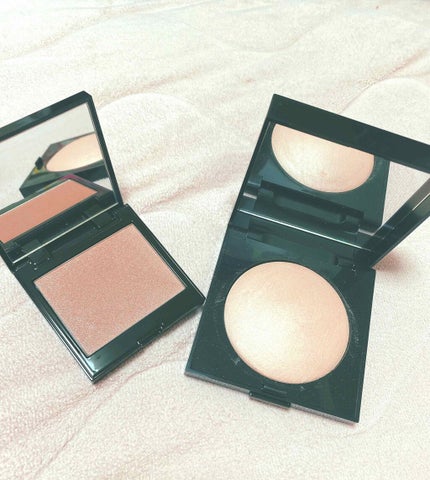 マットラディアンス ベイクドパウダー ハイライト01/ローラ メルシエ/パウダーハイライトを使ったクチコミ(1枚目)