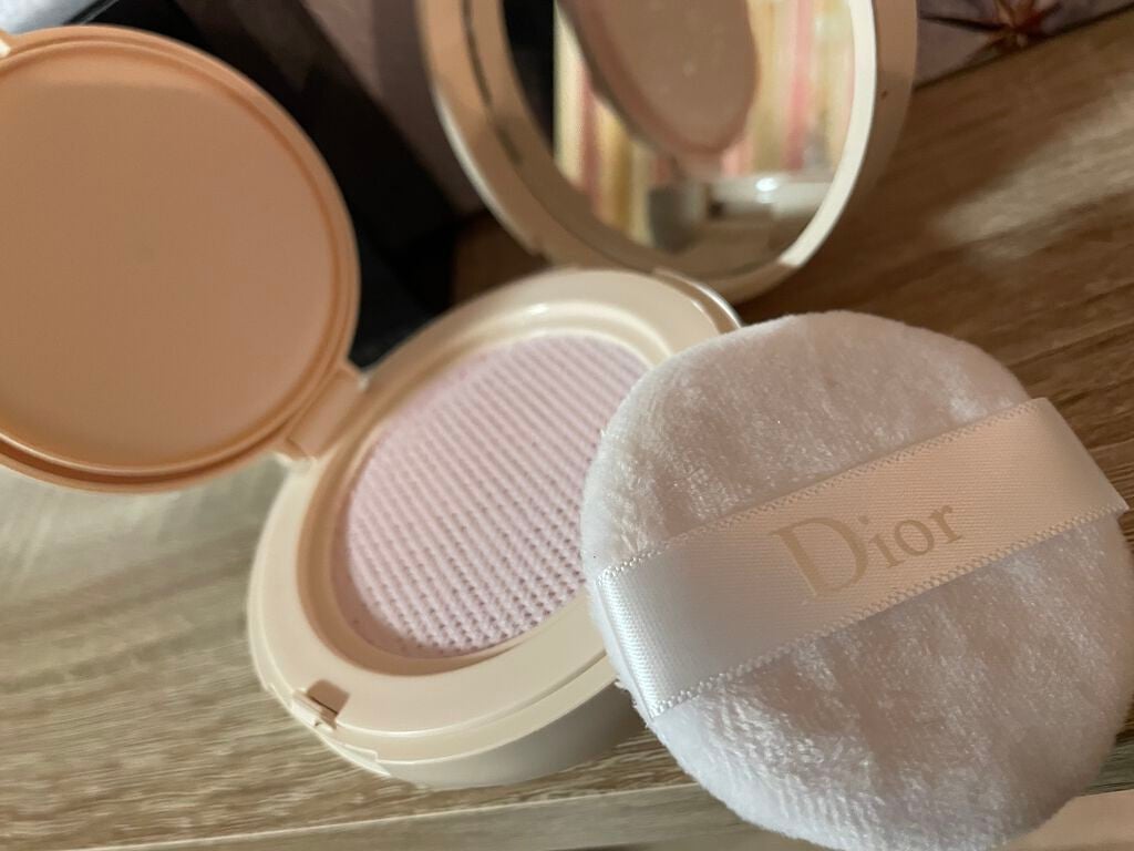ディオールスキン フォーエヴァー クッション パウダー/Dior/ルースパウダーを使ったクチコミ(3枚目)