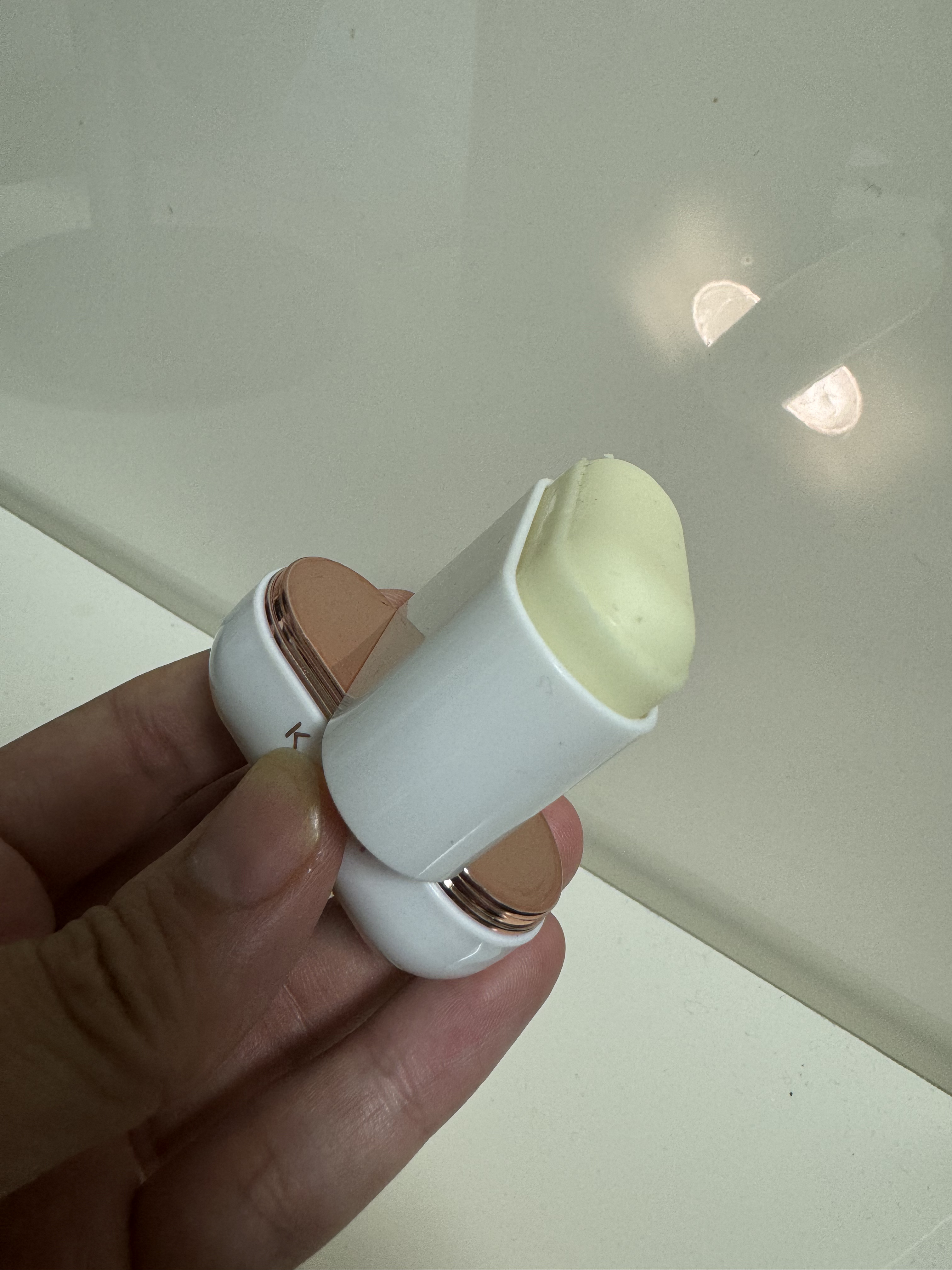 エアリーフィットサンスティック/KAHI/日焼け止めスティックを使ったクチコミ（3枚目）