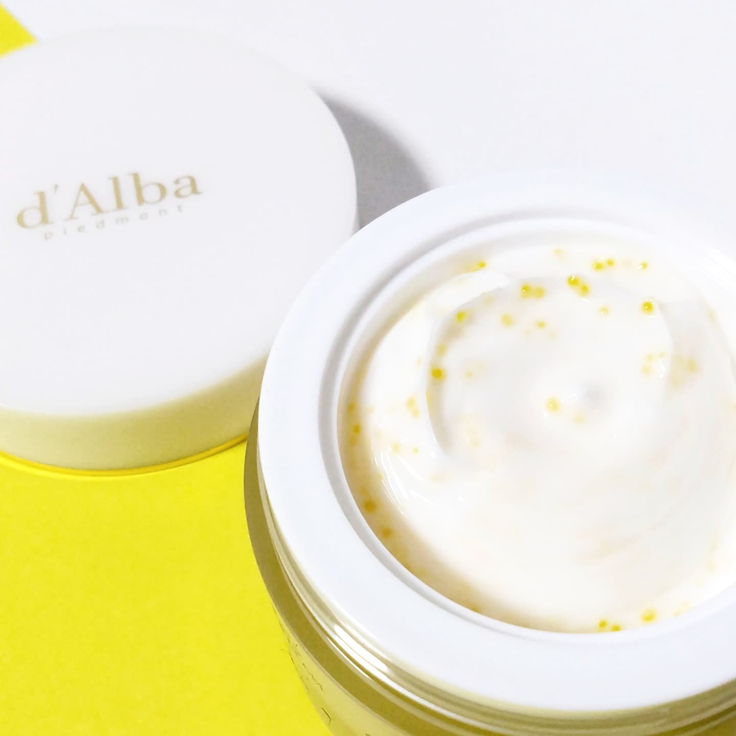 ビタトーニングカプセルクリーム/ダルバ/フェイスクリームを使ったクチコミ（1枚目）