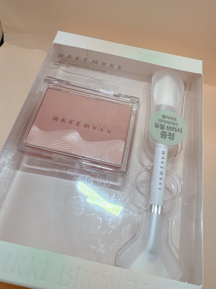 シアーレイヤリングデュアルブラッシャー/wakemake/パウダーチークを使ったクチコミ(5枚目)