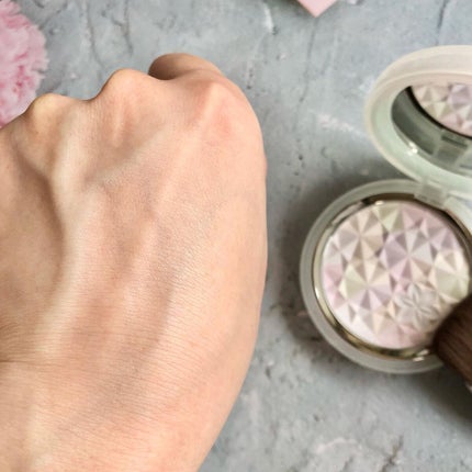 AQ オーラ リフレクター/DECORTÉ/プレストパウダーを使ったクチコミ(9枚目)