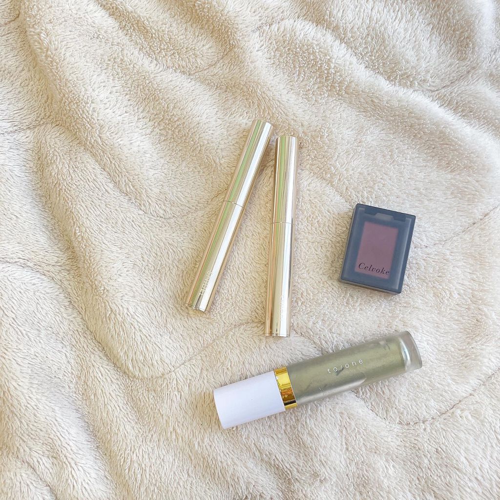 セルヴォーク ヴォランタリー アイズ/Celvoke/単色アイシャドウを使ったクチコミ（1枚目）