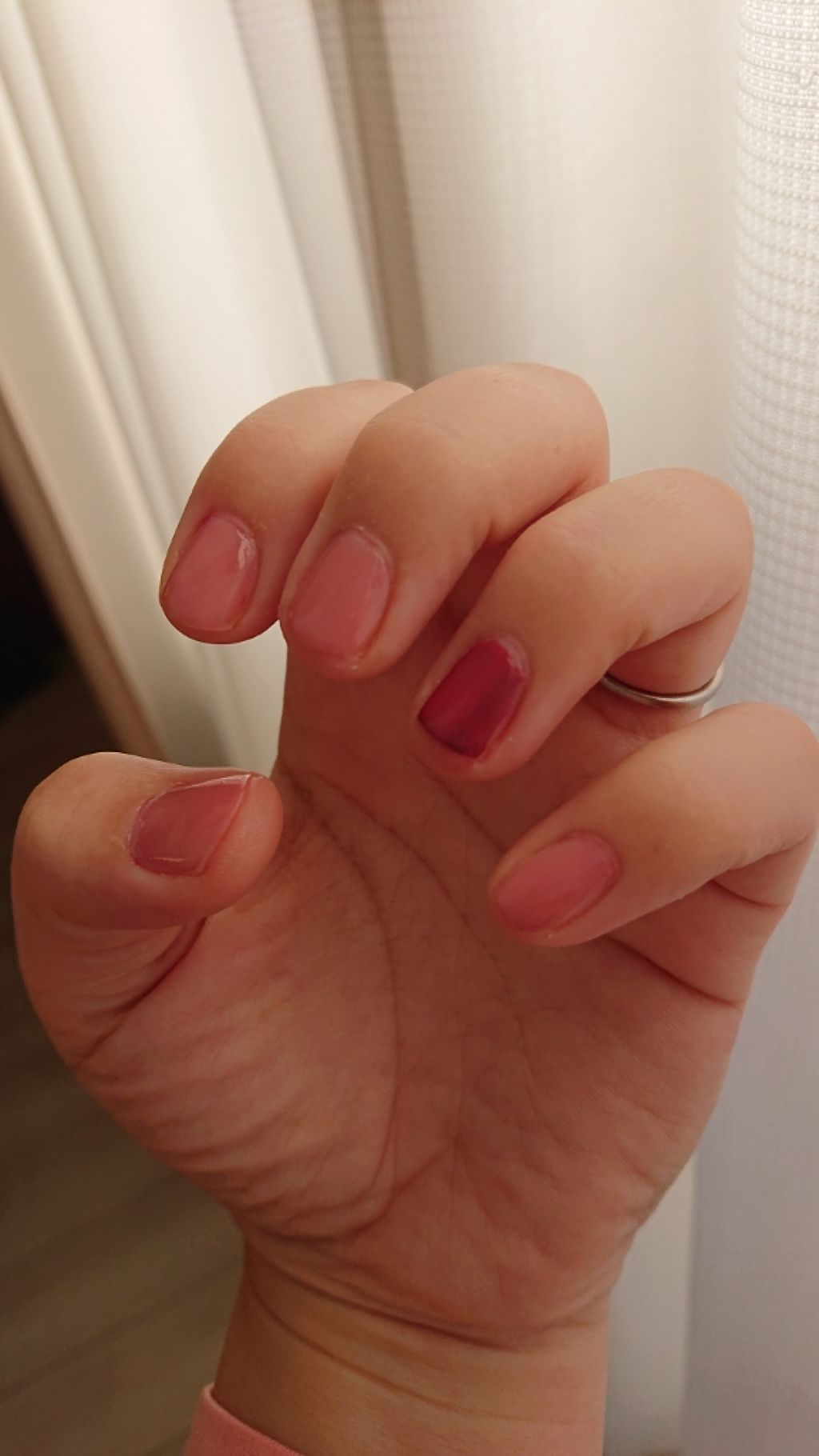 ミニネイル/パラドゥ/マニキュアを使ったクチコミ（2枚目）