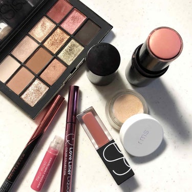 rms beauty シャンパンローズルミナイザーのクチコミ「今日は久しぶりのNARSissist 

✔アイシャドウ
……NARS　NARSissist .....」（1枚目）