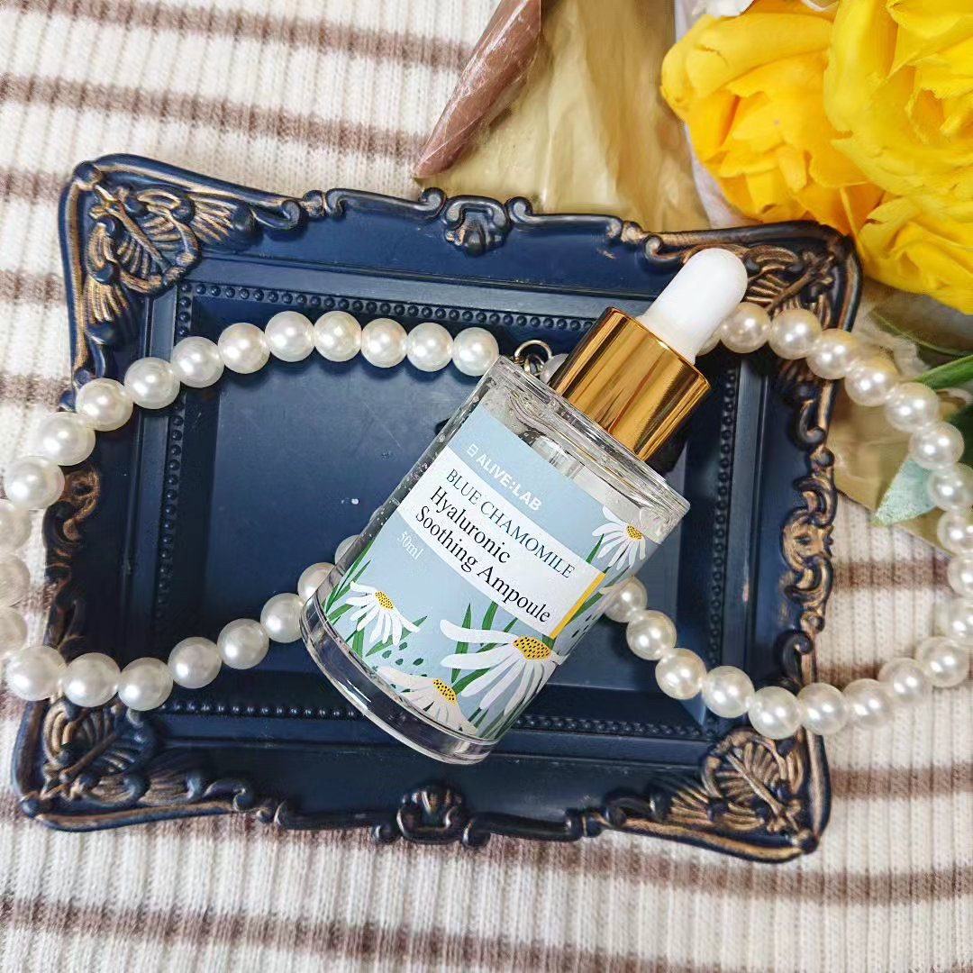 ブルーカモミールヒアルロニックスージングアンプル/Alive:Lab/美容液を使ったクチコミ（2枚目）