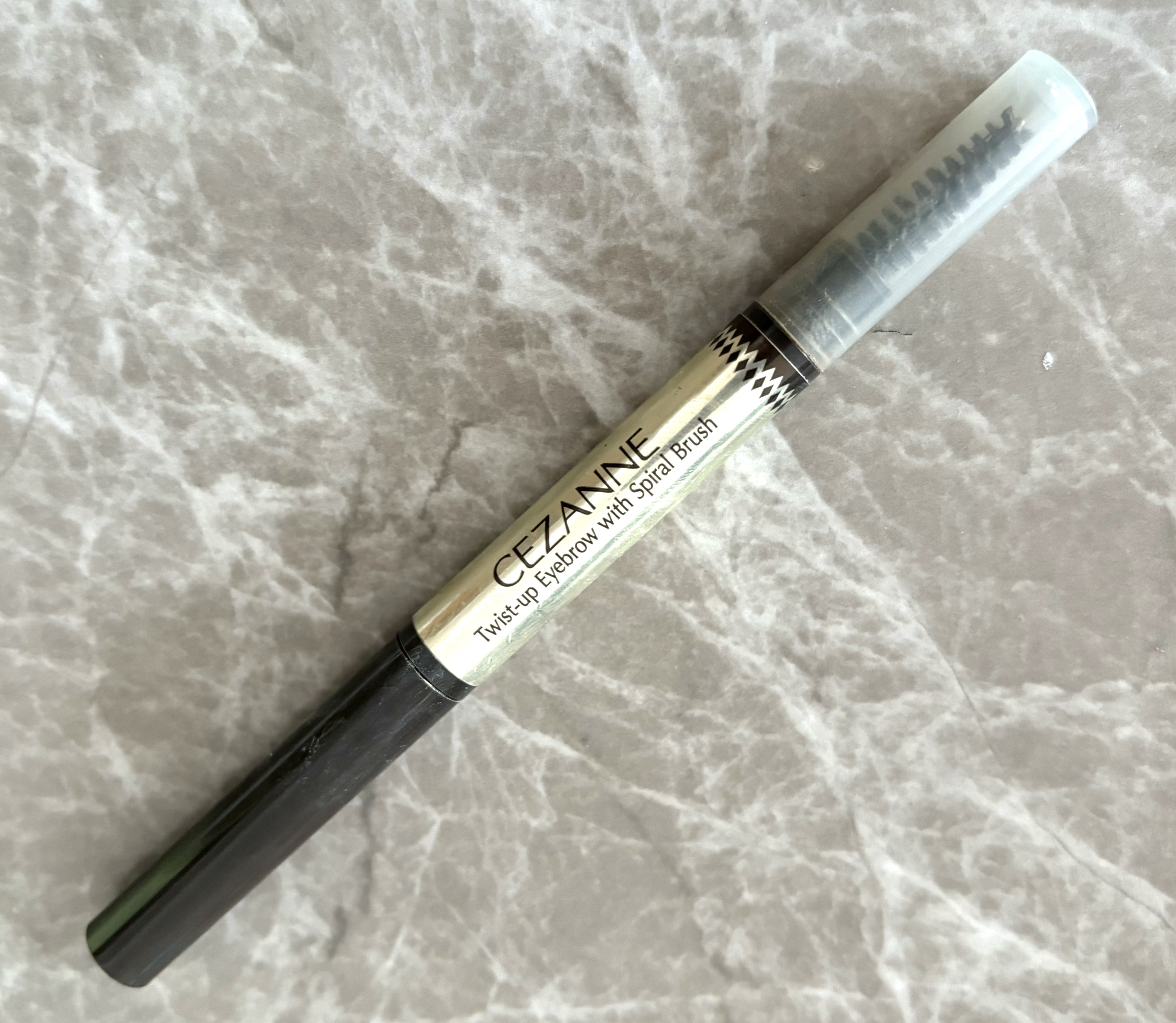 ブラシ付きアイブロウ繰り出し/CEZANNE/アイブロウペンシルを使ったクチコミ（1枚目）