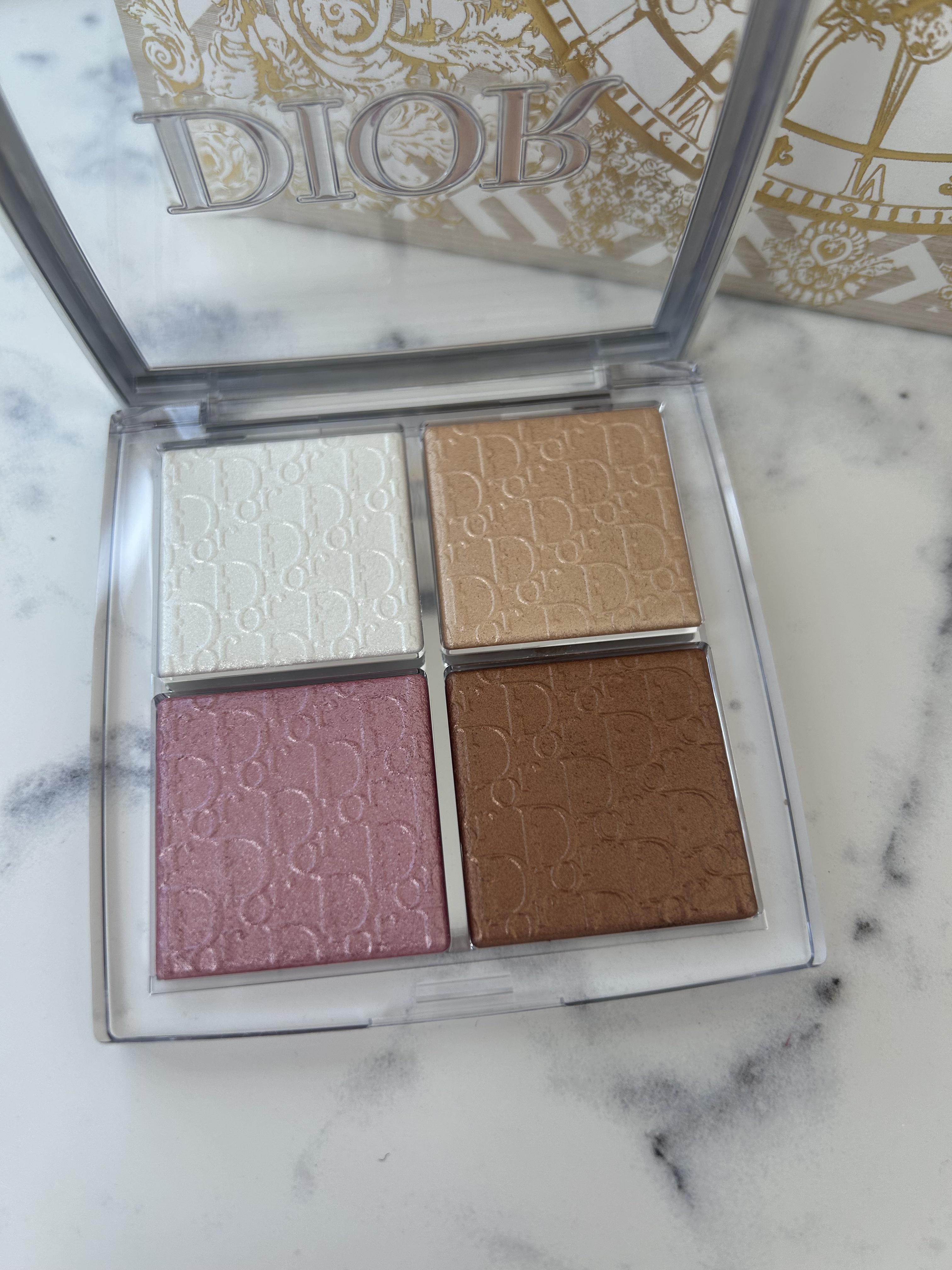 ディオール バックステージ フェイス グロウ パレット/Dior/ハイライトを使ったクチコミ（2枚目）