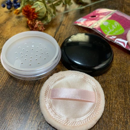 コンパクトパウダーケース/DAISO/その他化粧小物を使ったクチコミ(2枚目)