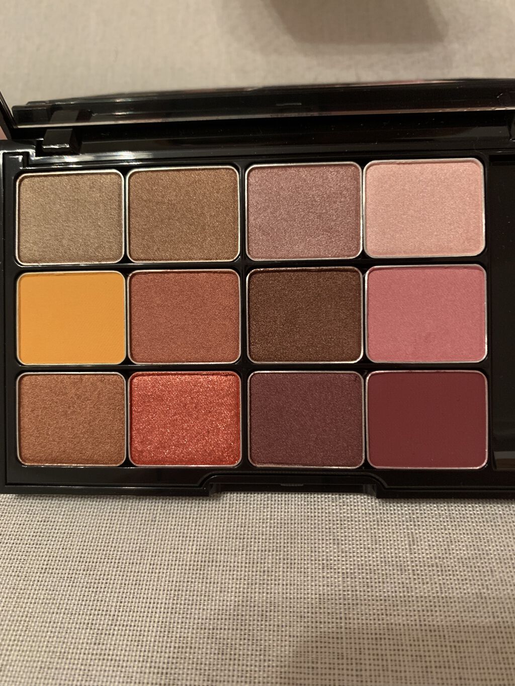 プレスド アイシャドー（レフィル）/shu uemura/単色アイシャドウを使ったクチコミ（3枚目）