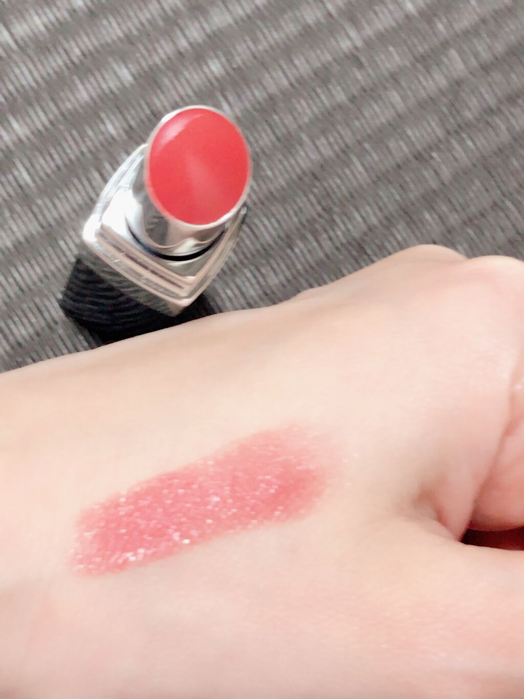 ルージュ ココ フラッシュ/CHANEL/口紅を使ったクチコミ（2枚目）