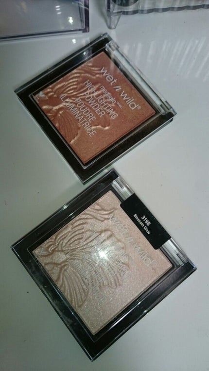 MegaGlo Highlighting Powder/wet 'n' wild/パウダーハイライトを使ったクチコミ(1枚目)