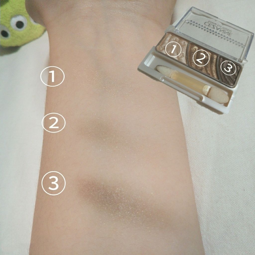 トーンアップアイシャドウ/CEZANNE/アイシャドウパレットを使ったクチコミ（2枚目）