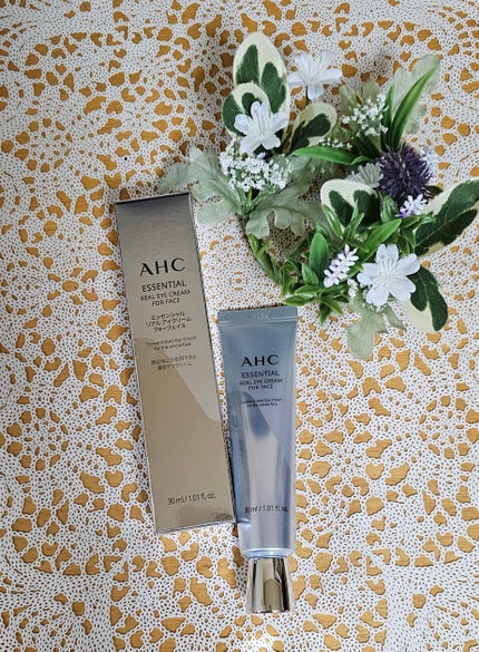 エッセンシャル リアル アイクリーム フォーフェイス/AHC/アイケア・アイクリームを使ったクチコミ(1枚目)