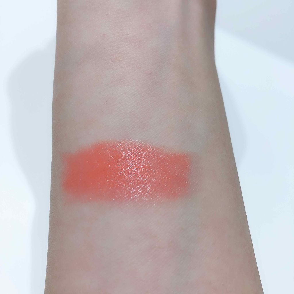 ラスティンググロスリップ/CEZANNE/口紅を使ったクチコミ(2枚目)