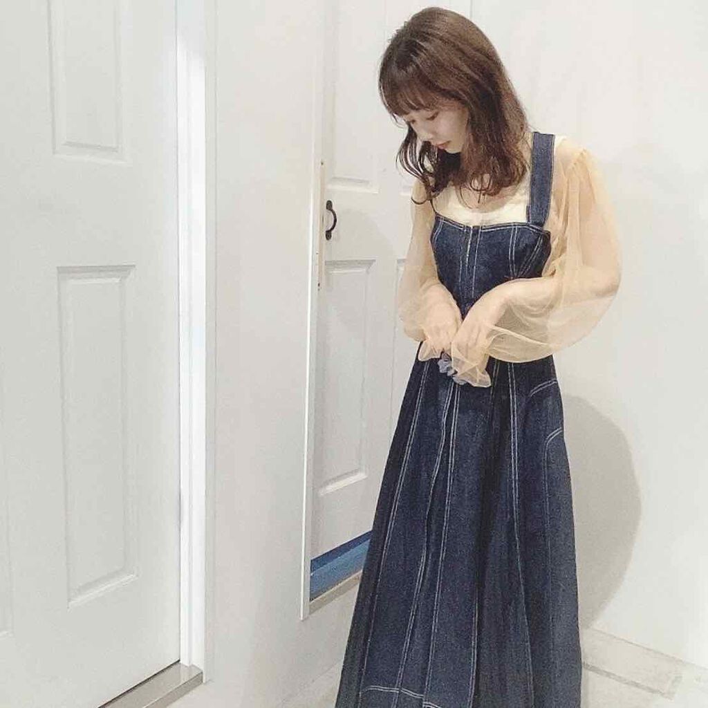 食事制限以外のダイエット。



みなさんこんばんは🌙
あんじゅです

今日はダイエットについて。

どんな体型になりたいとか
どんなスタイルになりたいとか
色々あるとは思うのですが


二十歳を超えてからミニスカートを
履くことが少なく