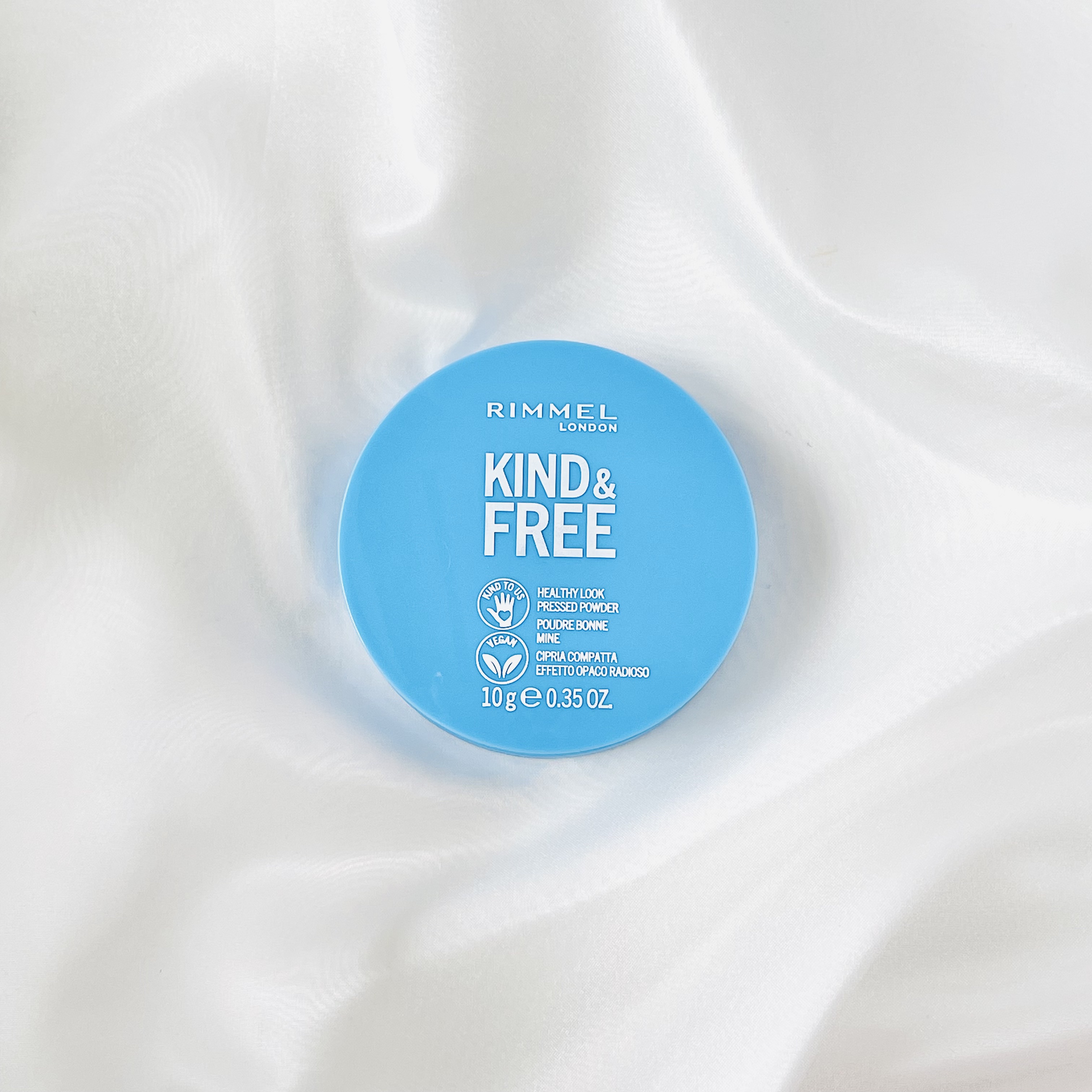 カインド&フリー プレストパウダー 001 トランスルーセント/リンメル ロンドン/プレストパウダーを使ったクチコミ（3枚目）