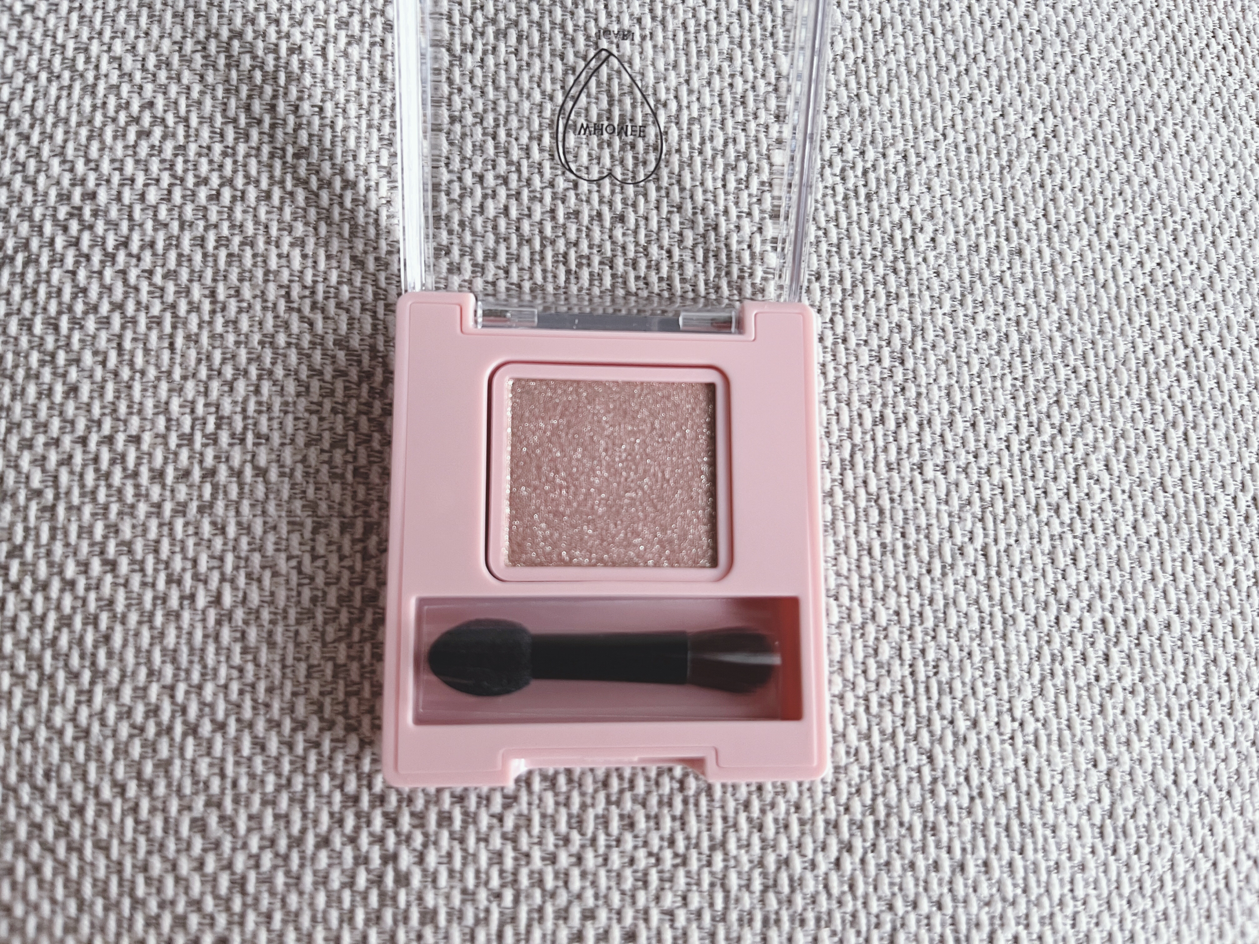 フーミー シングルラメシャドウ/WHOMEE/単色アイシャドウを使ったクチコミ（2枚目）