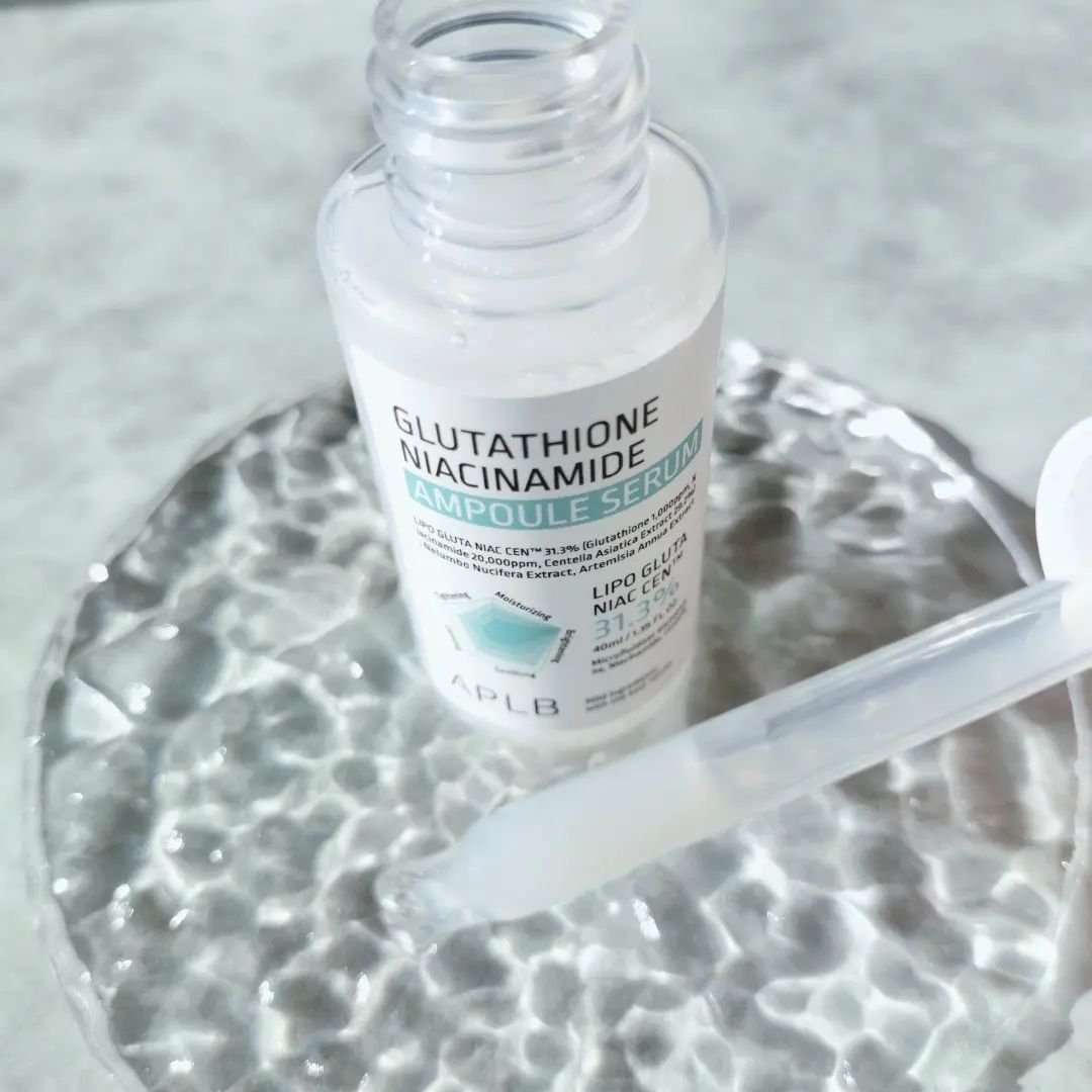 グルタチオンナイアシンアミドアンプルセラム/APLB/美容液を使ったクチコミ（3枚目）