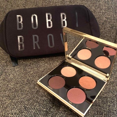 リュクス アンコール アイシャドウ パレット バーガンディー/BOBBI BROWN/パウダーアイシャドウを使ったクチコミ（1枚目）