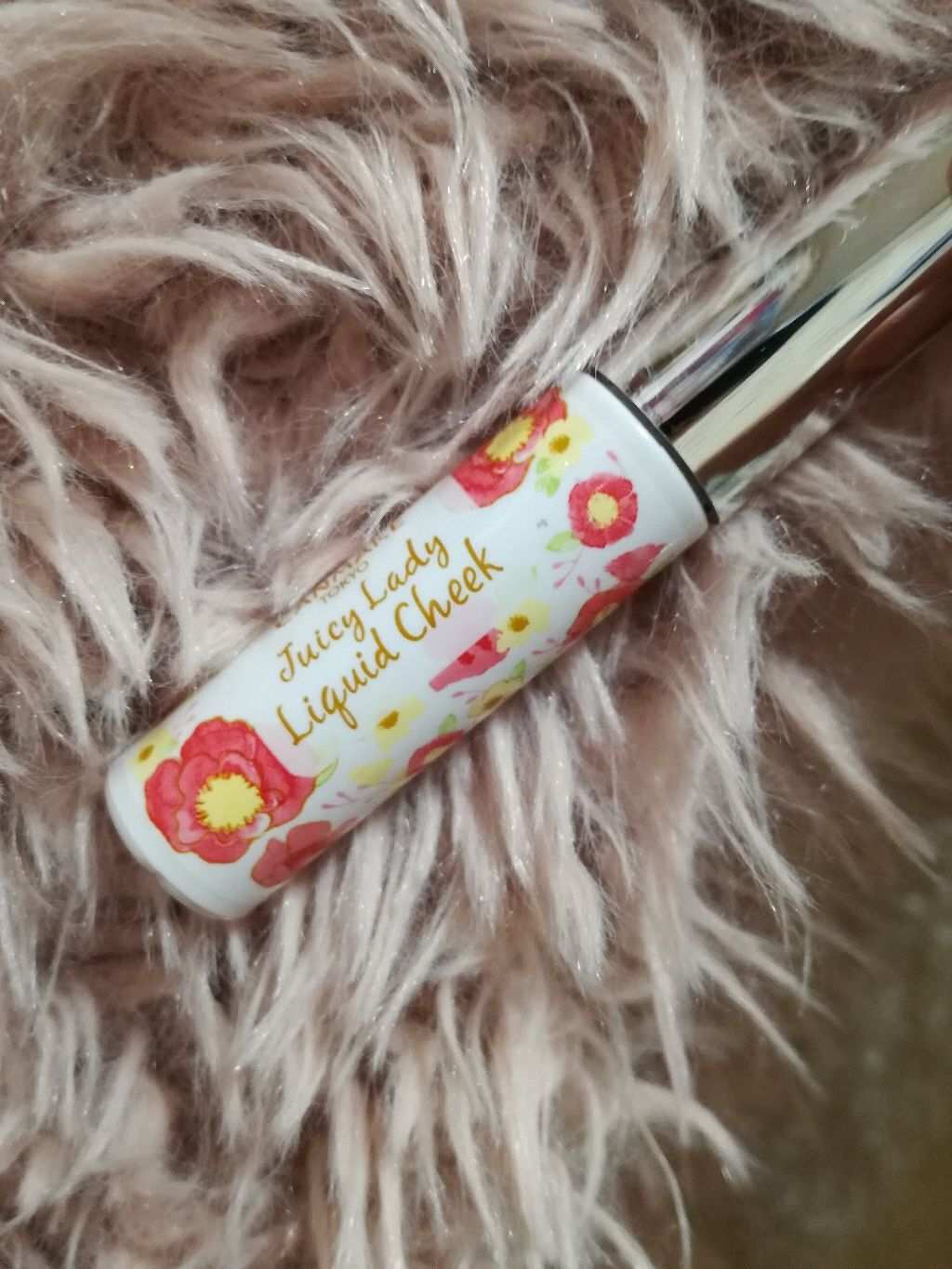 ジューシーレディリキッドチーク/キャンメイク/リキッドチークを使ったクチコミ（1枚目）