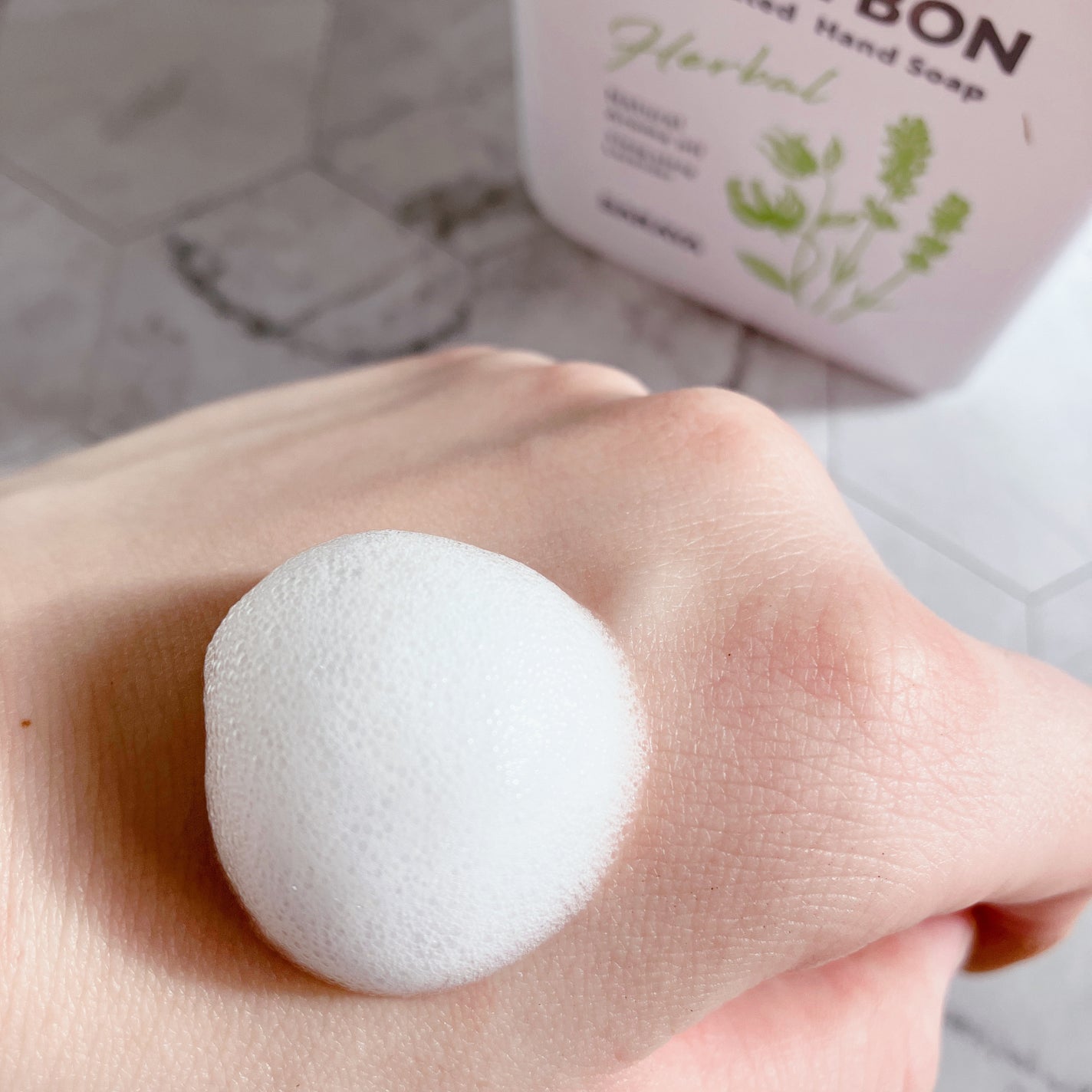 ウォシュボン ハーバル薬用ハンドソープ/サラヤ/ハンドソープを使ったクチコミ(2枚目)