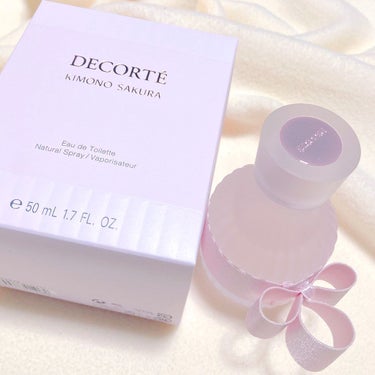 DECORTÉ キモノ サクラ オードトワレのクチコミ「DECORTÉ コスメデコルテ 
キモノ サクラ オードトワレ

お友達からプレゼントで貰いま.....」（2枚目）